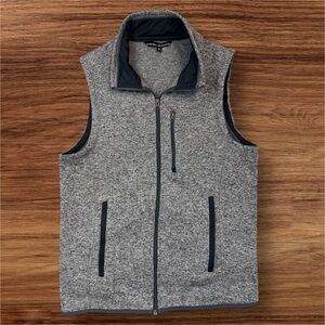 Beverly Hills Polo Club Men’s Gray Vest. Medium to Small.